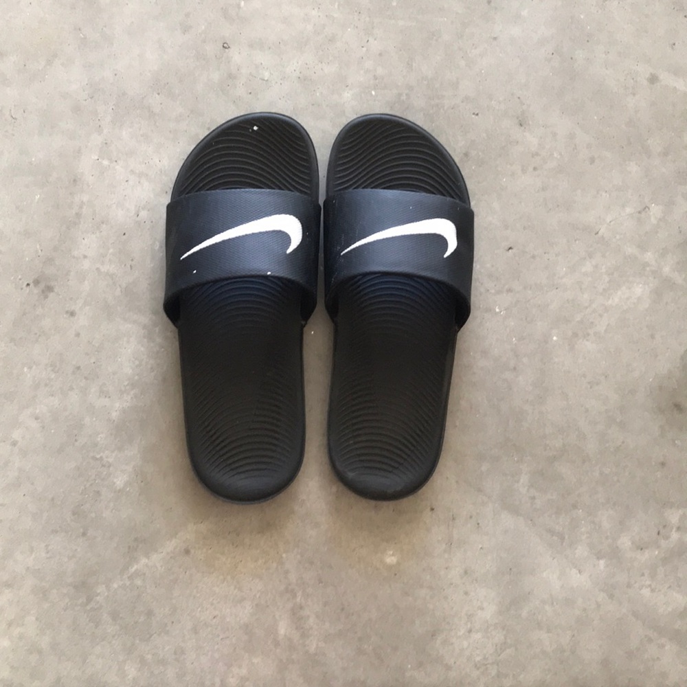 Nike Kawa Slides